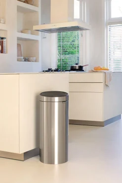 New 30L Touch Bin*Brabantia Store