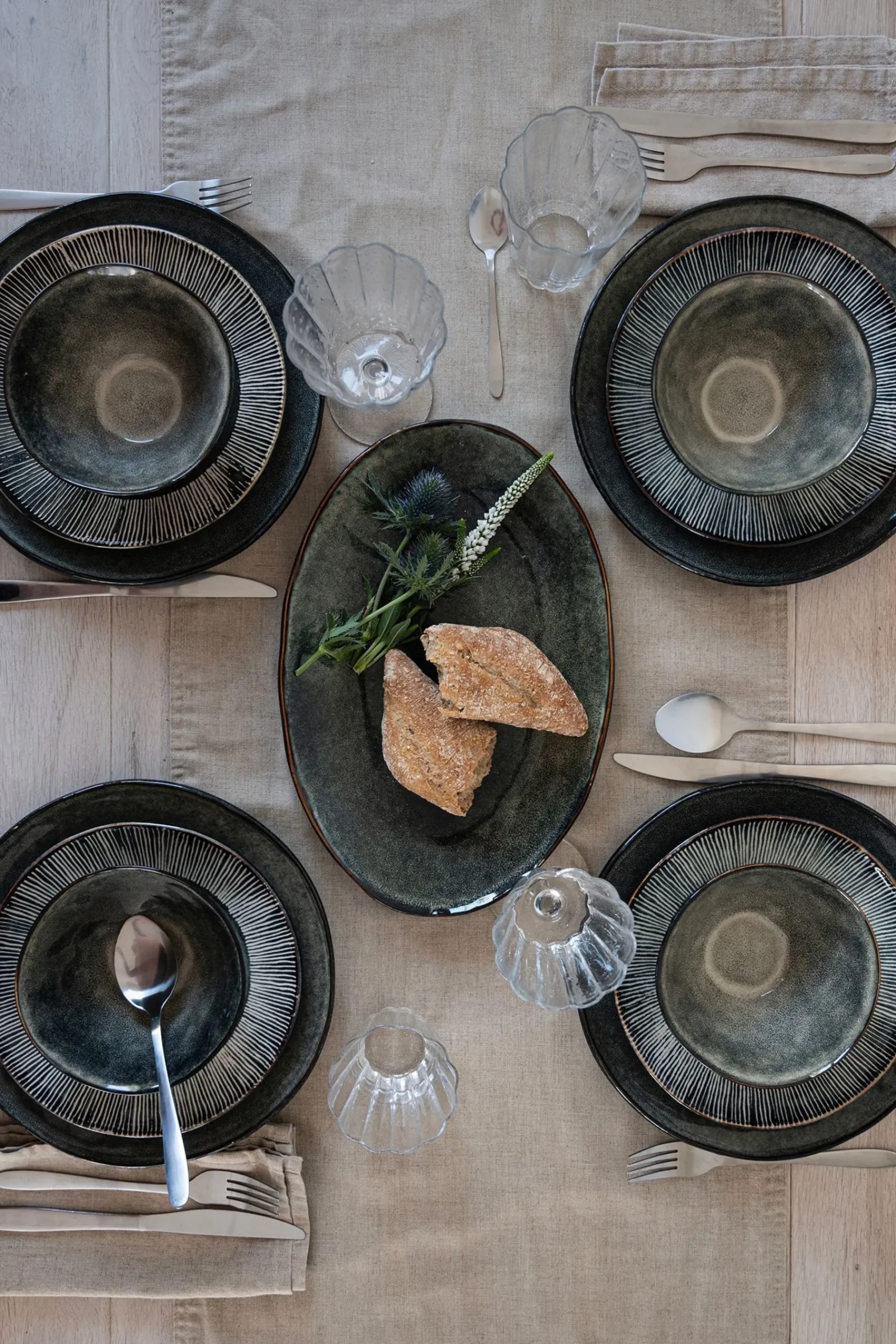 12 Piece Organic Dinner*Dutch Rose Flash Sale