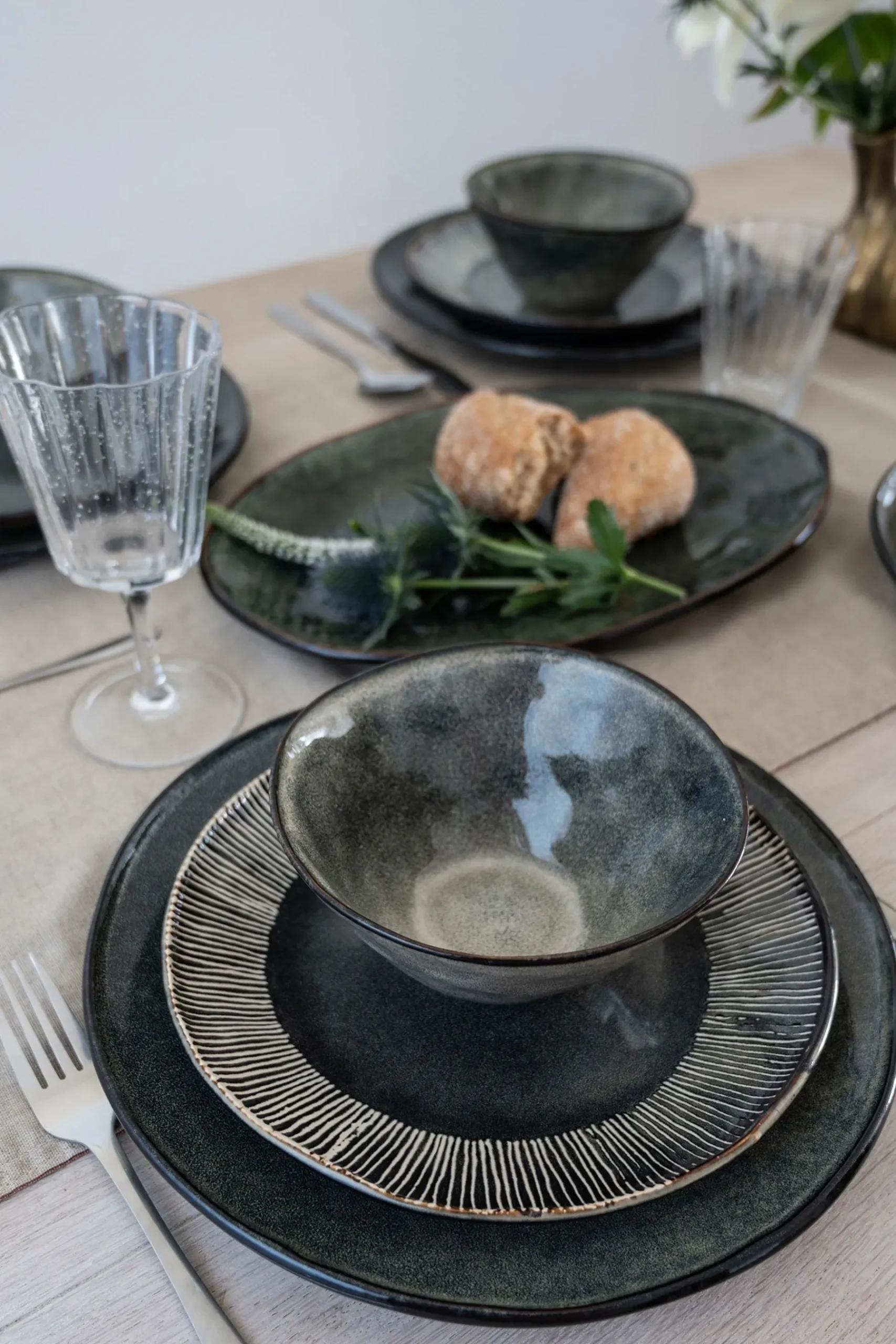 12 Piece Organic Dinner*Dutch Rose Flash Sale