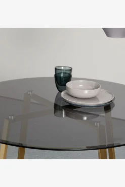 Haku 4 Seater Round Dining Table*MADE.COM Store