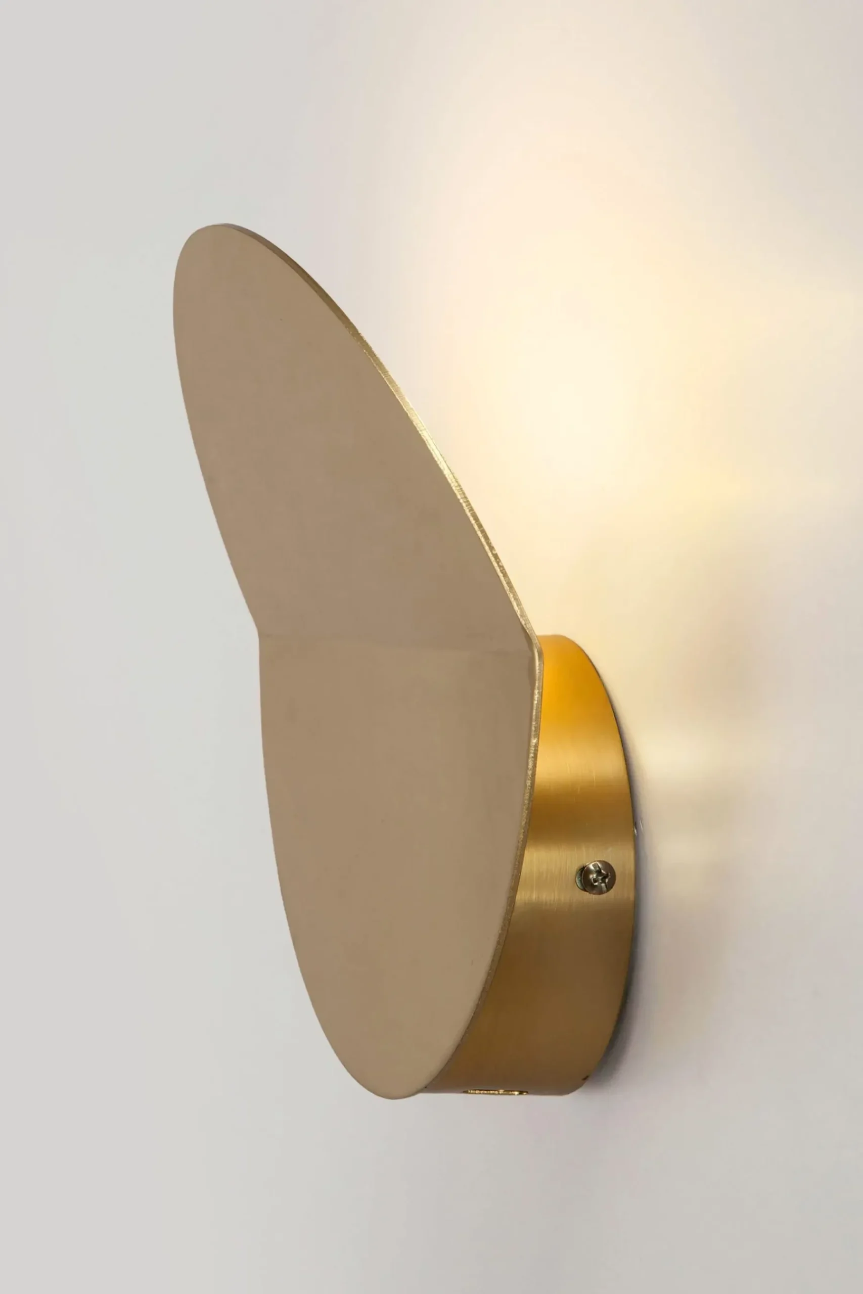 Round Diffuser Wall Light*Houseof. Flash Sale