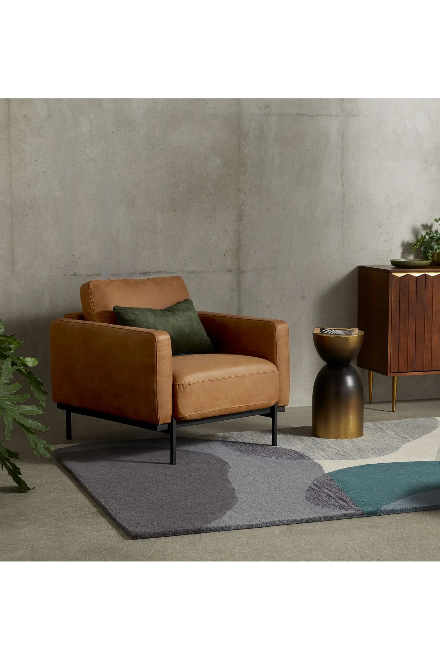Jarrod Leather Accent Chair*MADE.COM Flash Sale