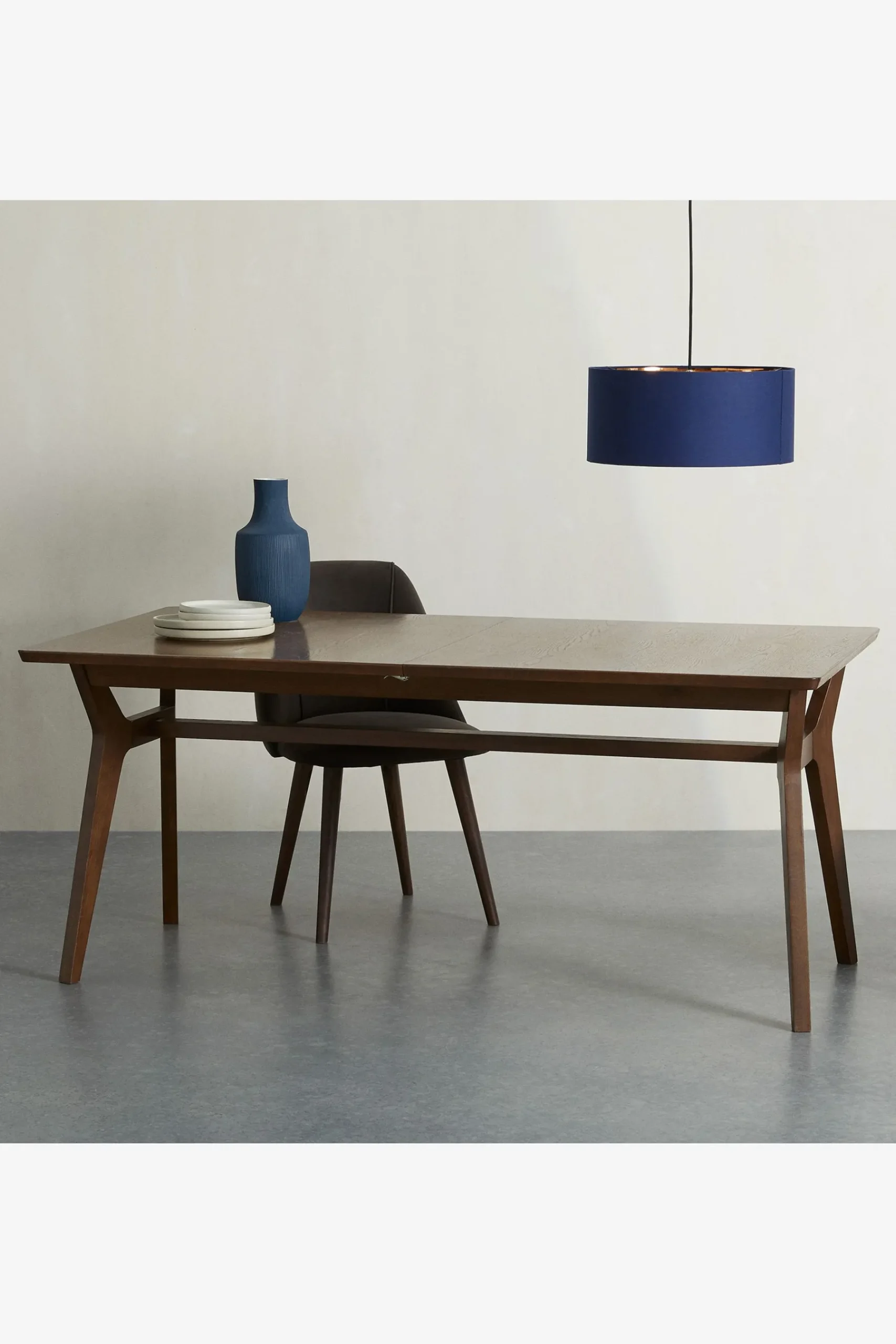 Jenson Extendable 6 to 8 Seater Dining Table*MADE.COM Online