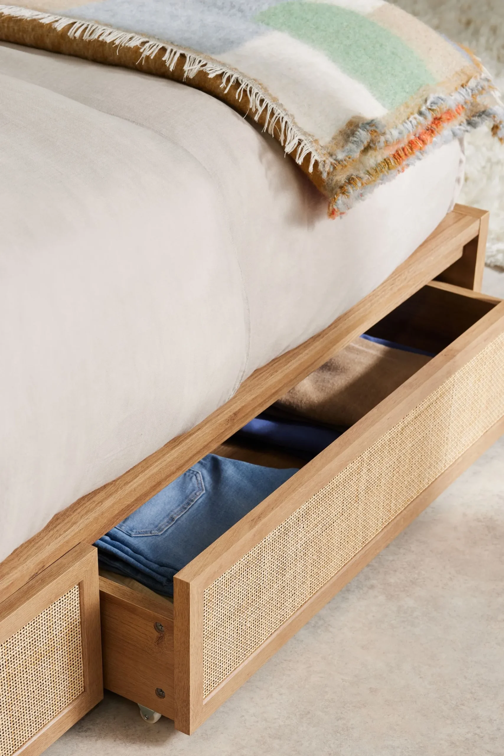 Pavia Storage Bed*MADE.COM Fashion
