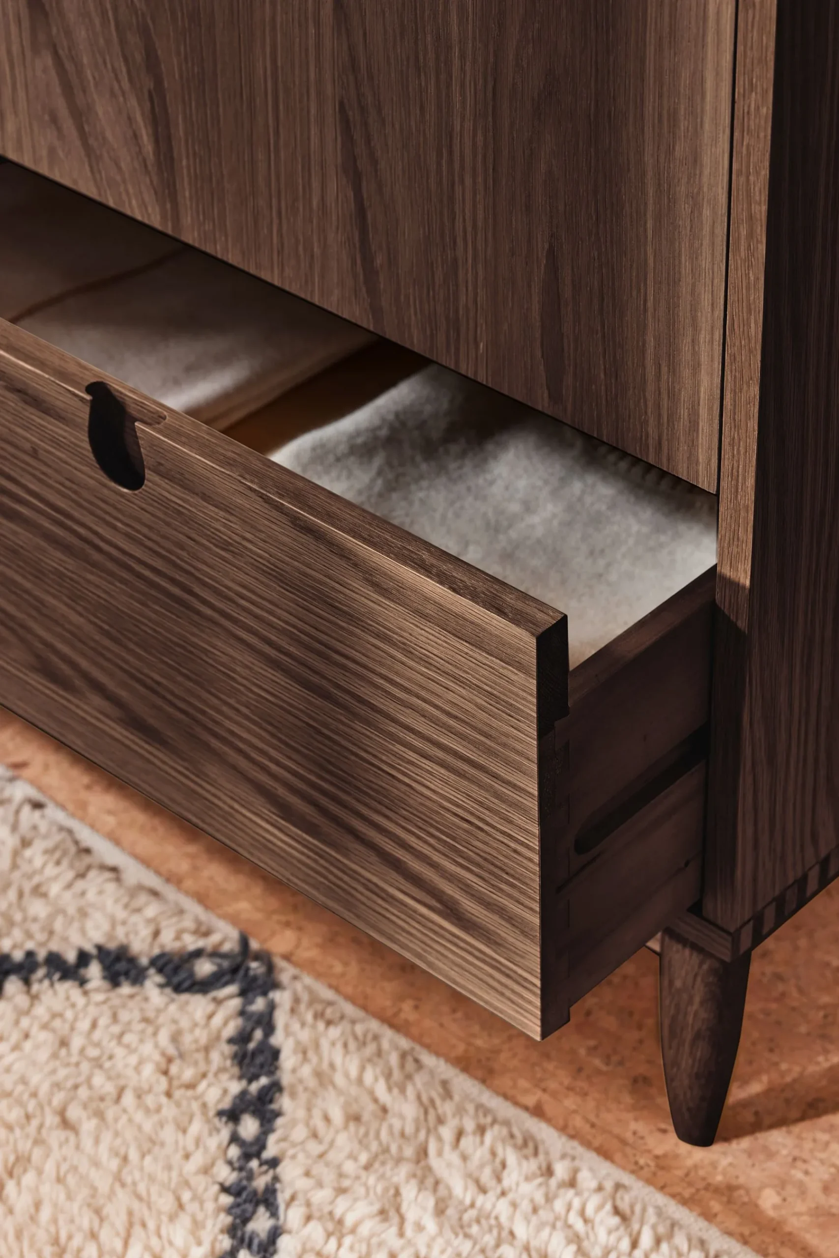 Penn Wardrobe*MADE.COM Outlet