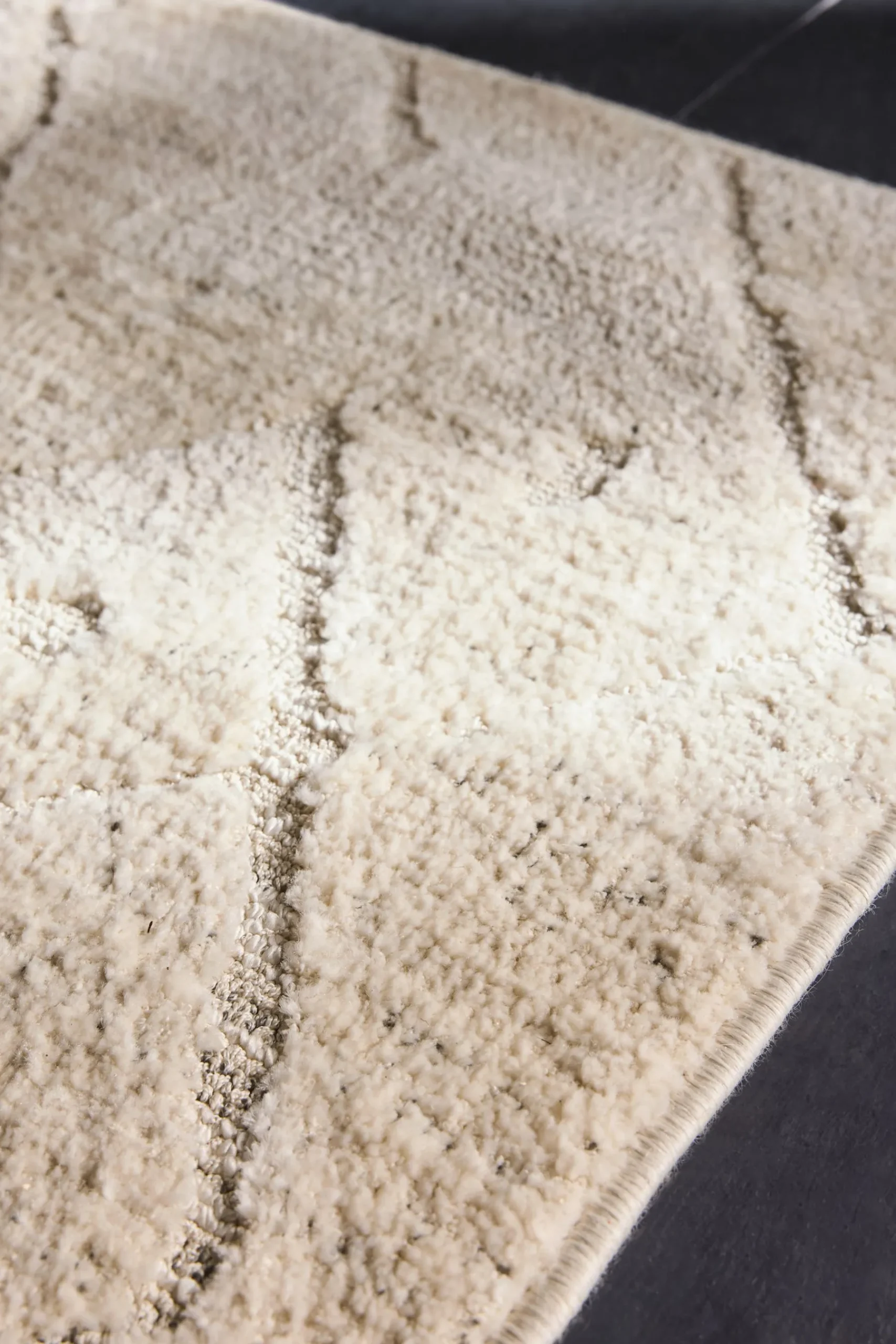 Roya Rug*MADE.COM Fashion