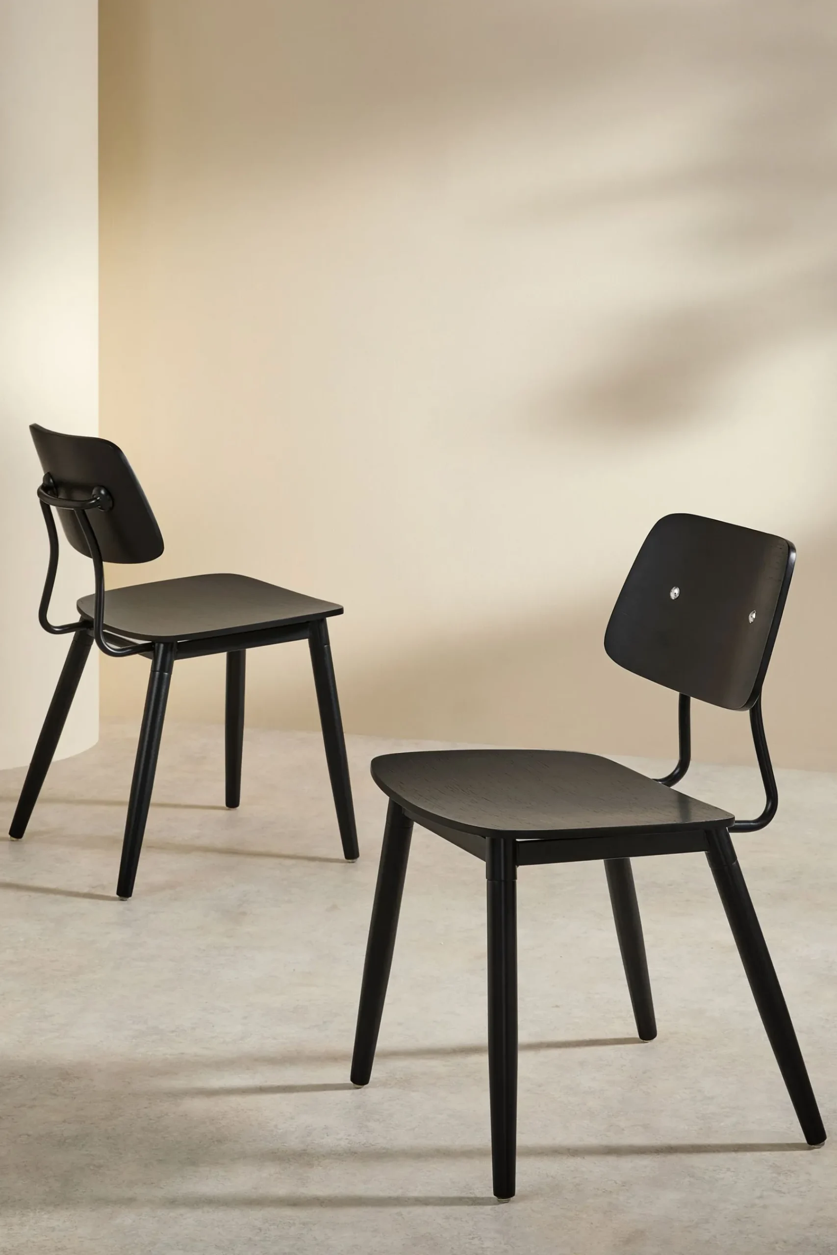 Set of 2 Airi Dining Chairs*MADE.COM Online