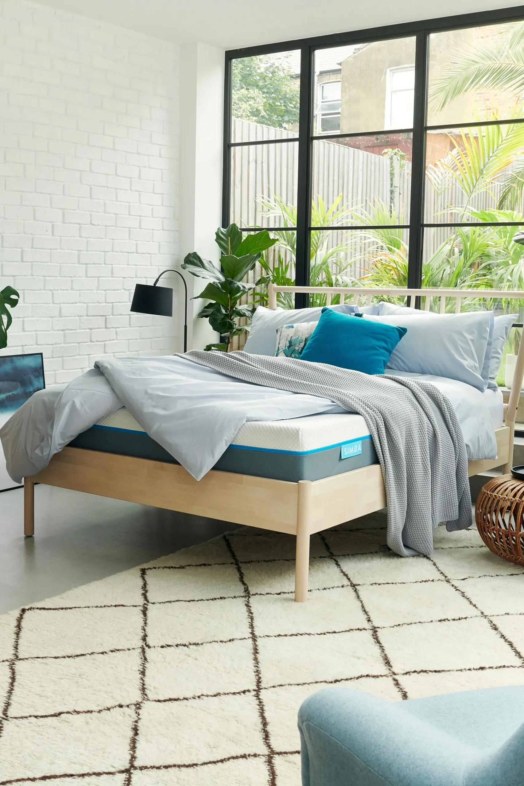 Hybrid Essential Mattress*Simba New