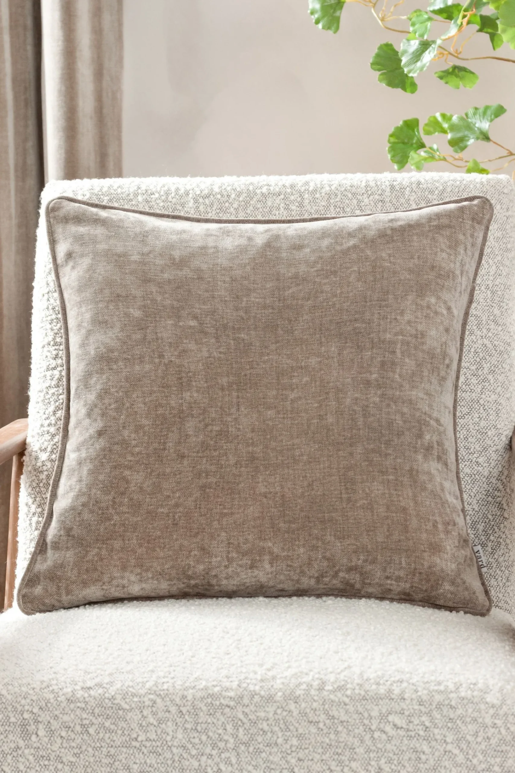 Heavy Chenille Velvet Reversible Piped Cushion*Yard Discount