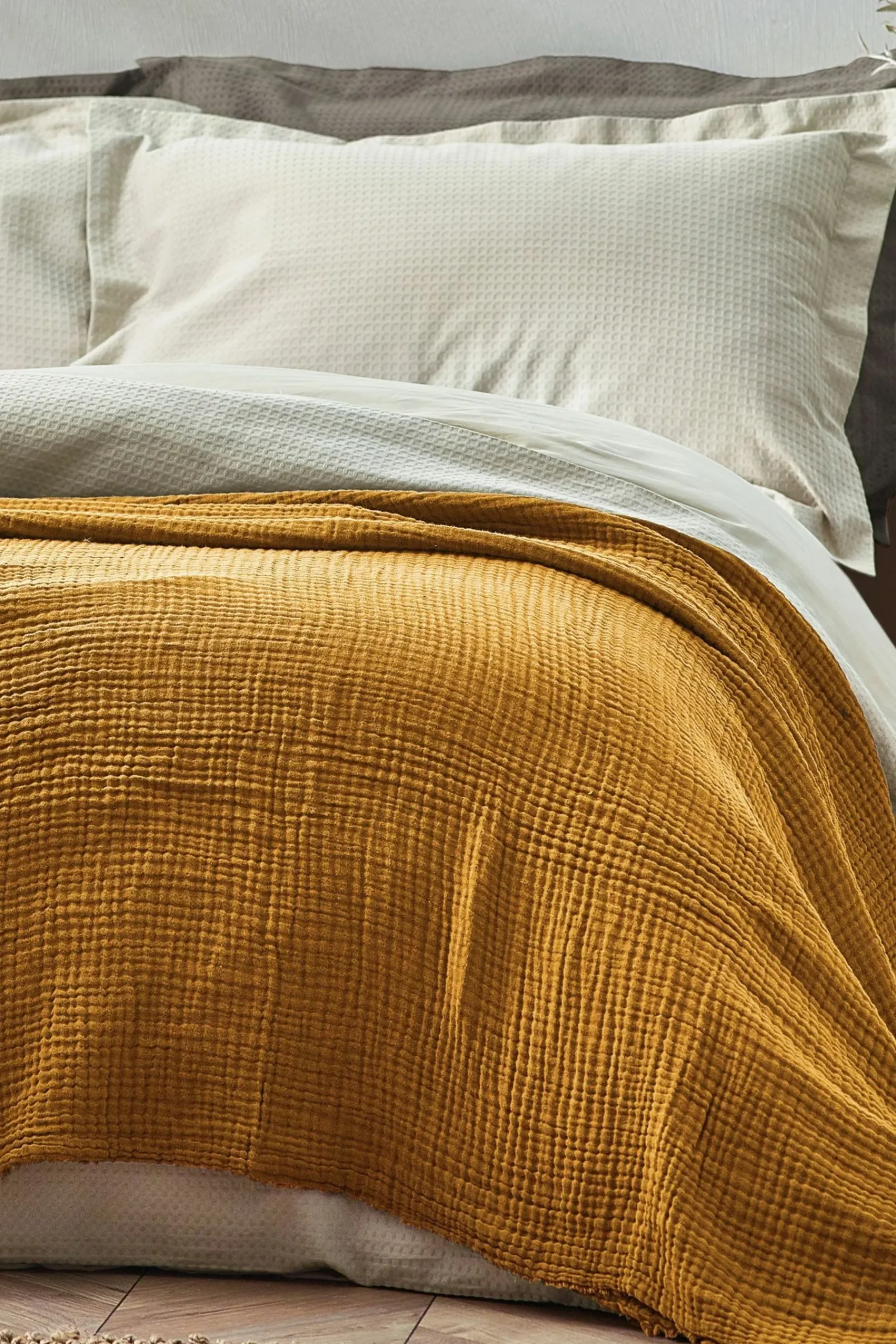 Lark 4 Layer Muslin Crinkle 100% Cotton Throw*Yard Clearance