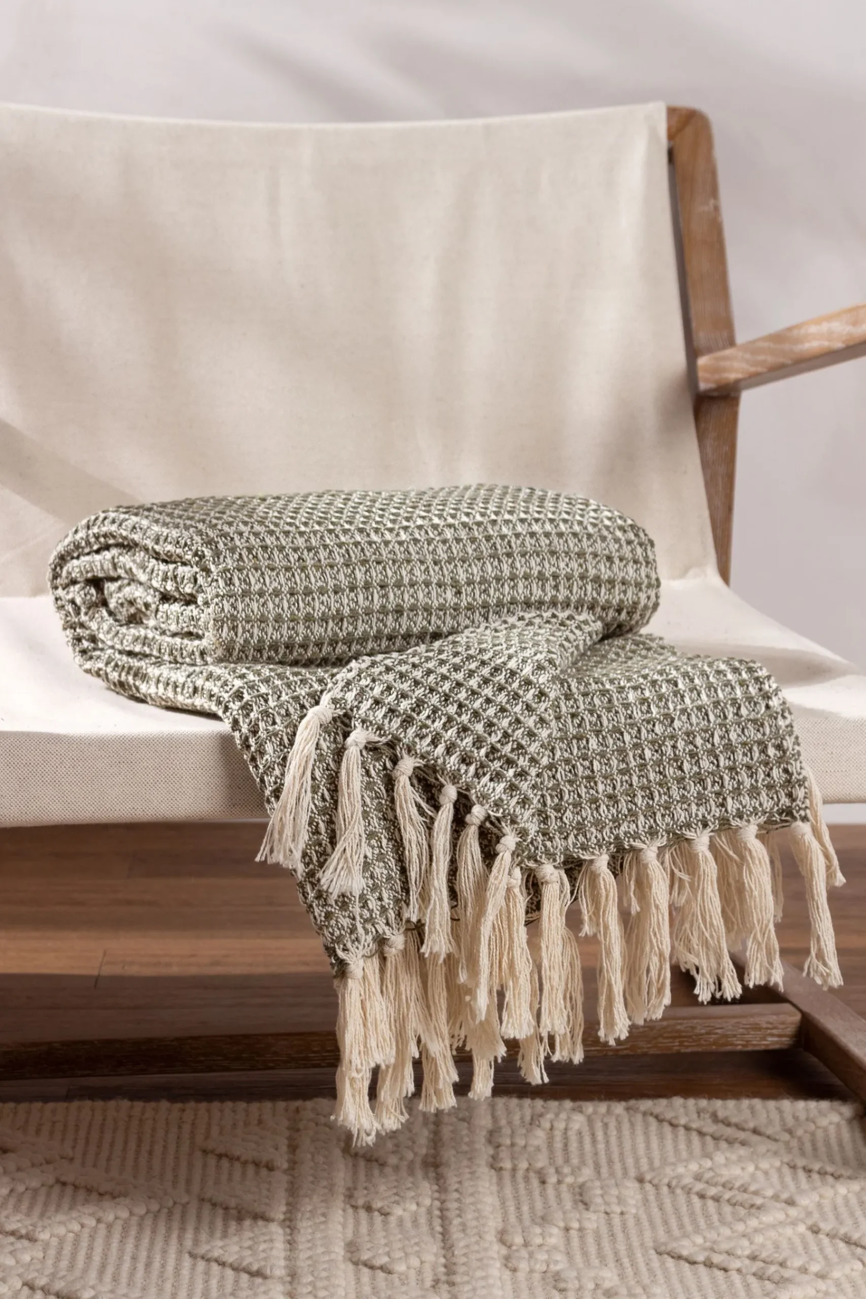 Lorne Waffle Fringed 100% Cotton Throw*Yard Outlet